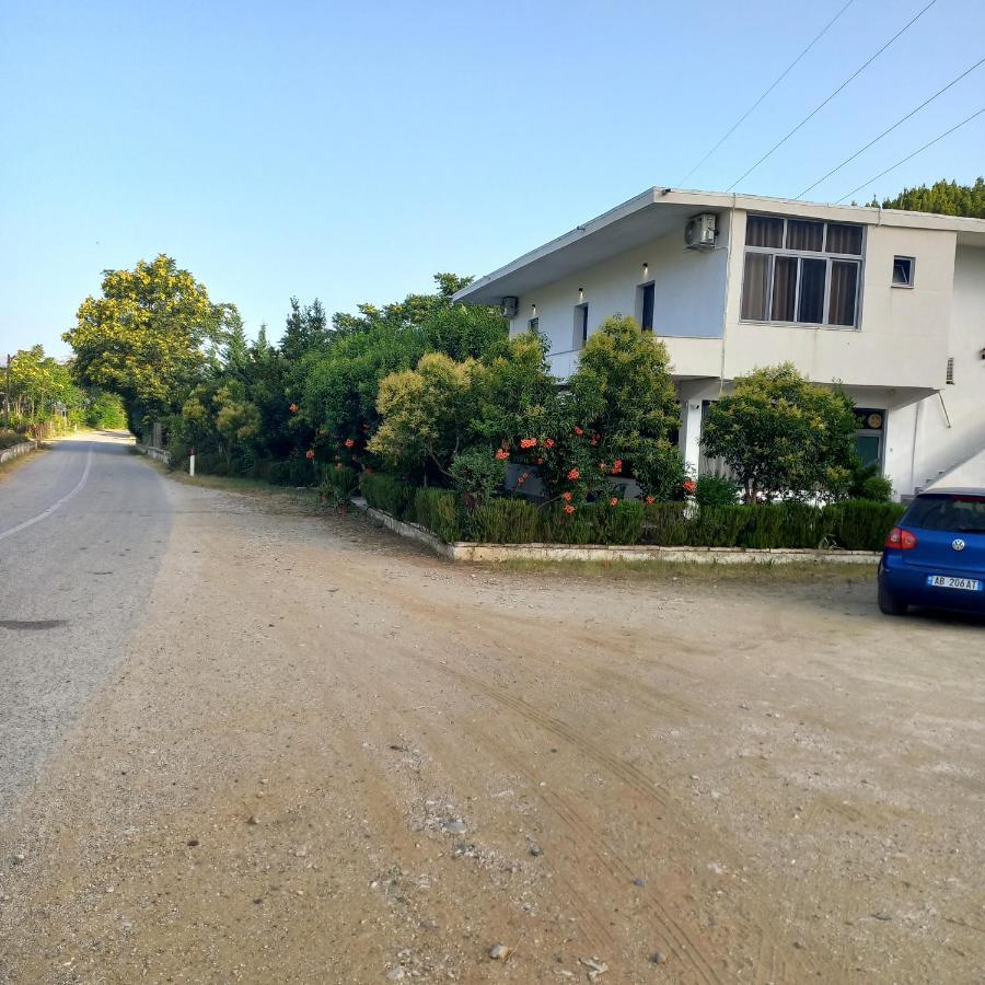 Përmet Hotel Eno מראה חיצוני תמונה