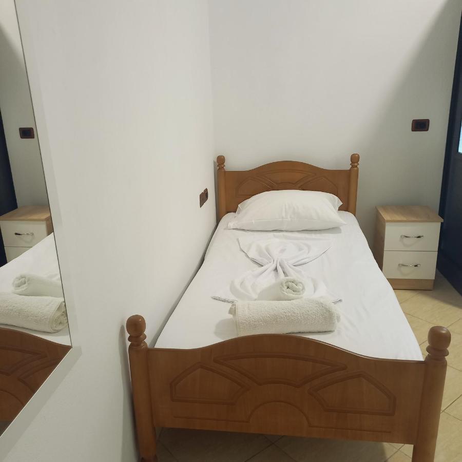 Përmet Hotel Eno מראה חיצוני תמונה