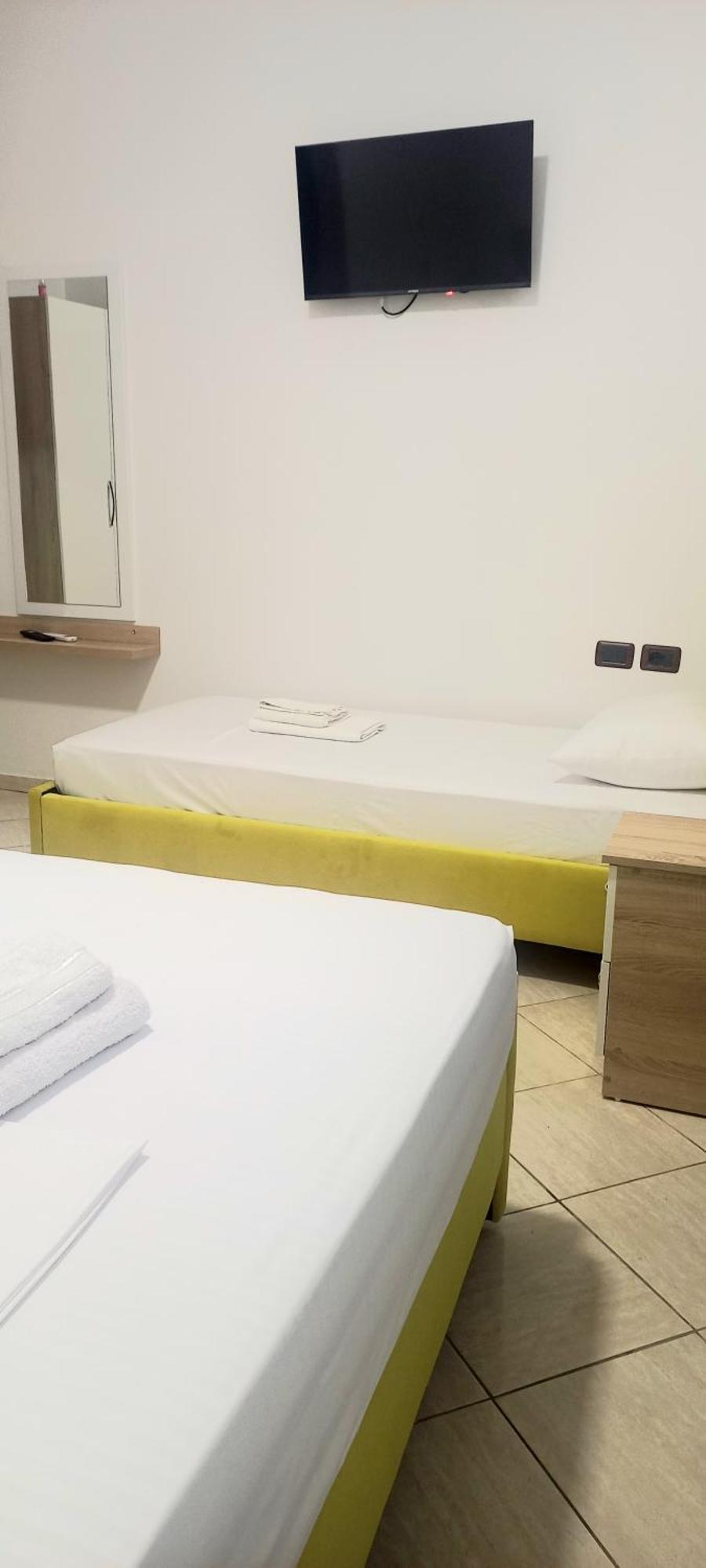 Përmet Hotel Eno מראה חיצוני תמונה