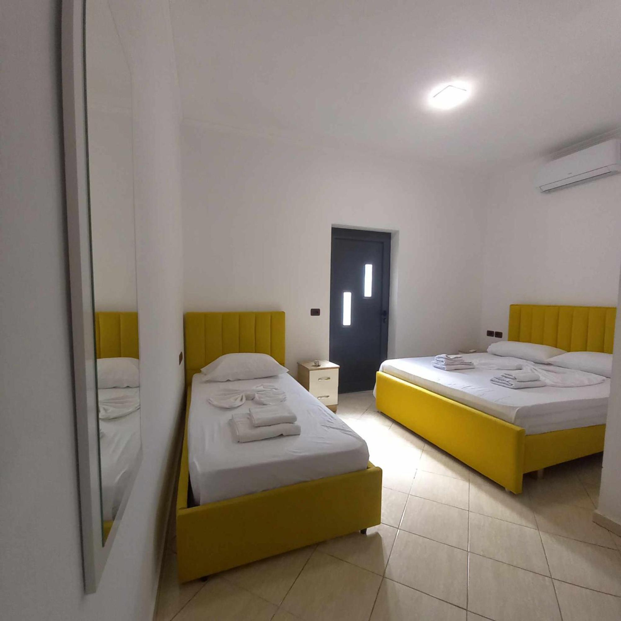 Përmet Hotel Eno מראה חיצוני תמונה