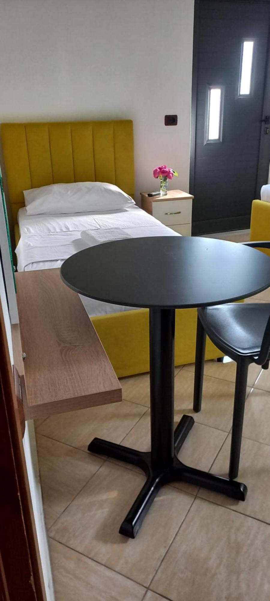 Përmet Hotel Eno מראה חיצוני תמונה